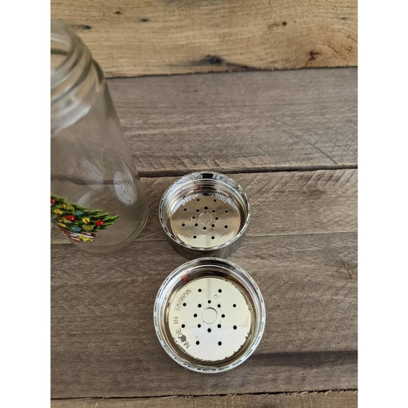 Vintage Action Industries Glass Christmas Tree Salt and Pepper Shakers - Picture 8 of 9